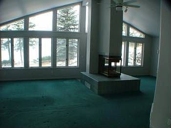5th image of 2212 Birch View Dr