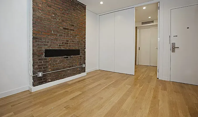 Rented by REAL New York | media 10