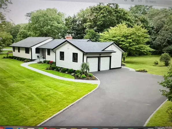 19 MICHAELS Lane, Old Brookville, NY 11545