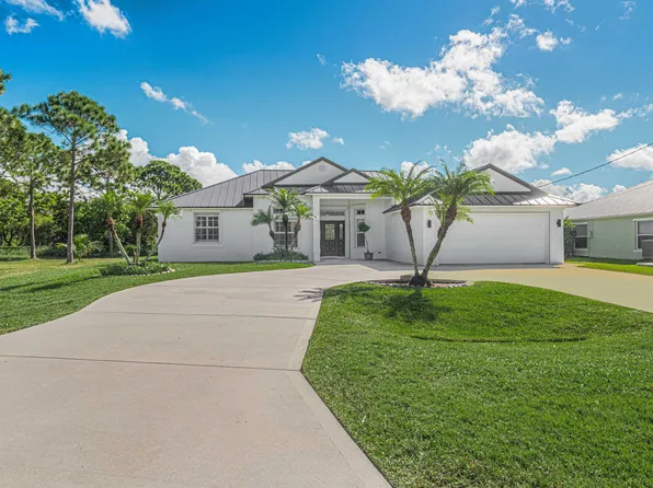 6443 NW Hope Court, Port St Lucie, FL 34986