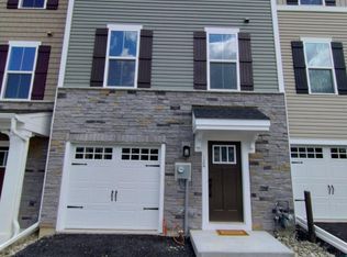 124 Glory Maple Ln, Downingtown, PA 19335