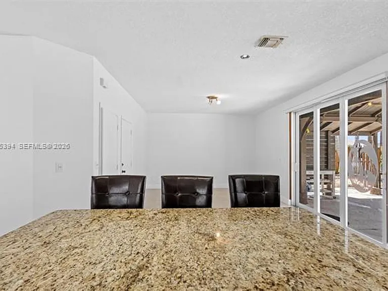 15835 NW 7th St #15835 — Photo 7