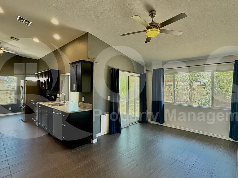 18439 N 56th Dr — Photo 6