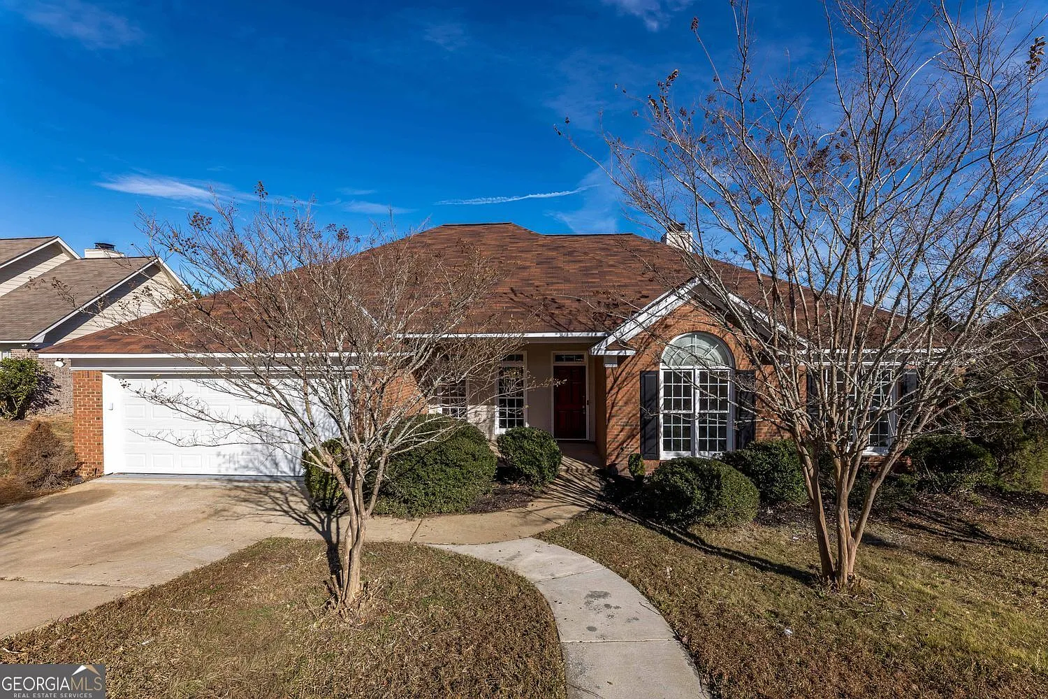 4 bed, 2043 sqft, $2,100 — Photo 2