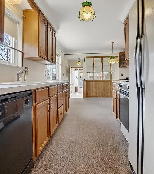 11480 Hanford Dr — Photo 4