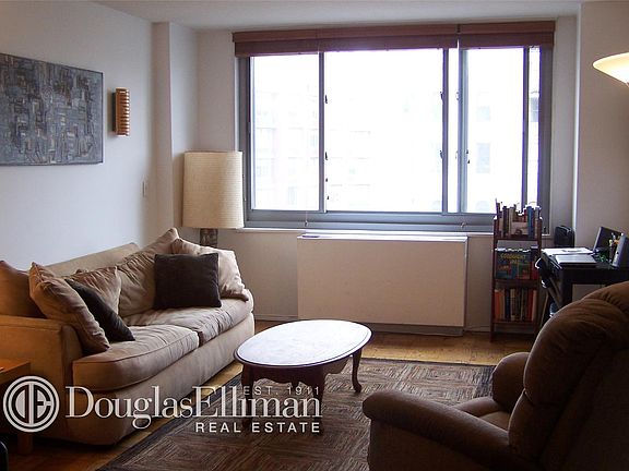 2nd image of 2021 Broadway #15F