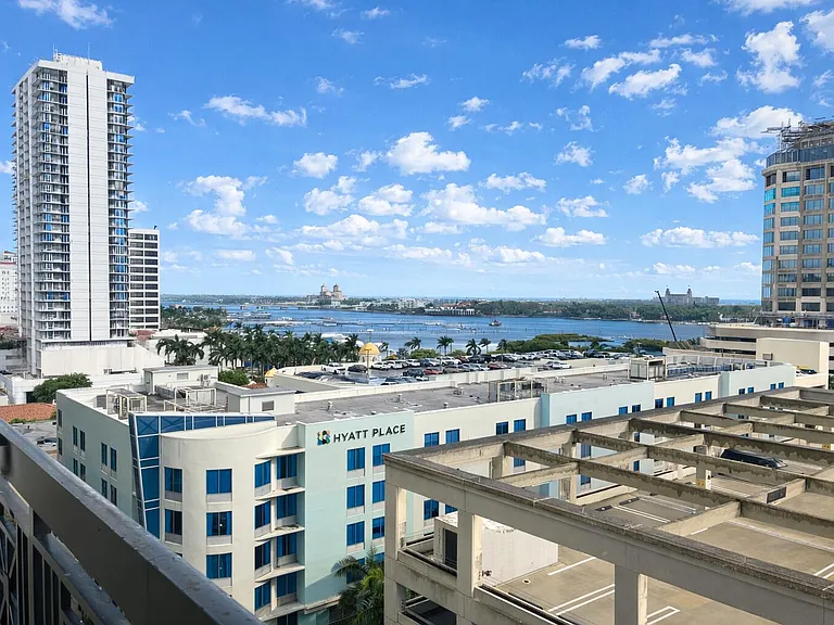 801 S Olive Ave #809 — Photo 1