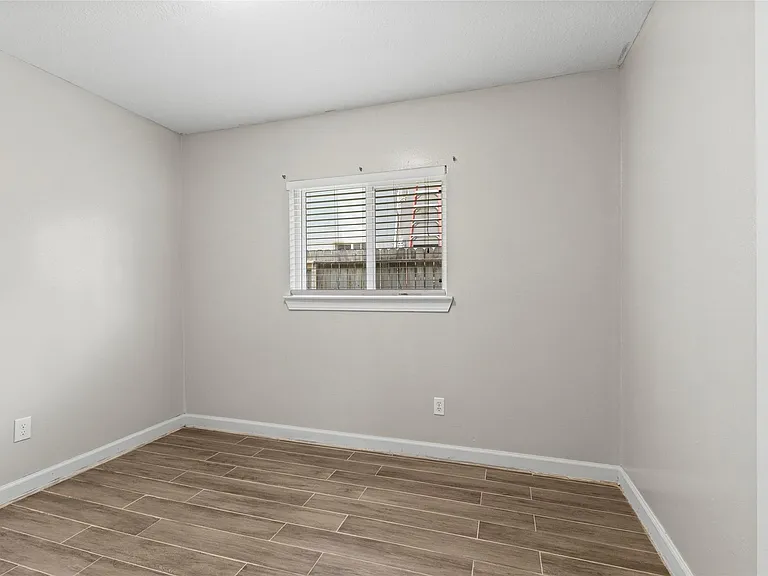510 Brandywyne Dr — Photo 13
