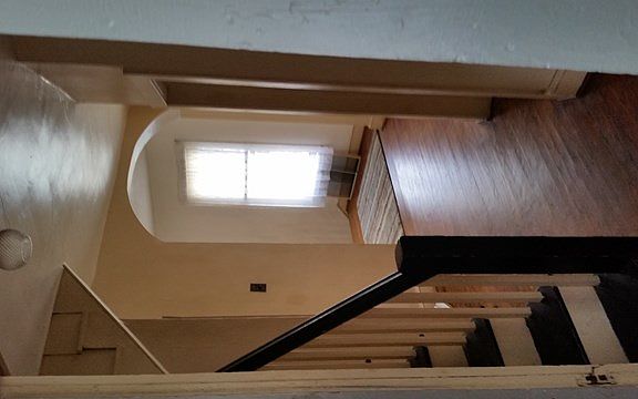 4th image of 300 E Burgess St