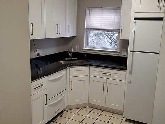 3rd image of 36 Greenridge Ave #209-2A