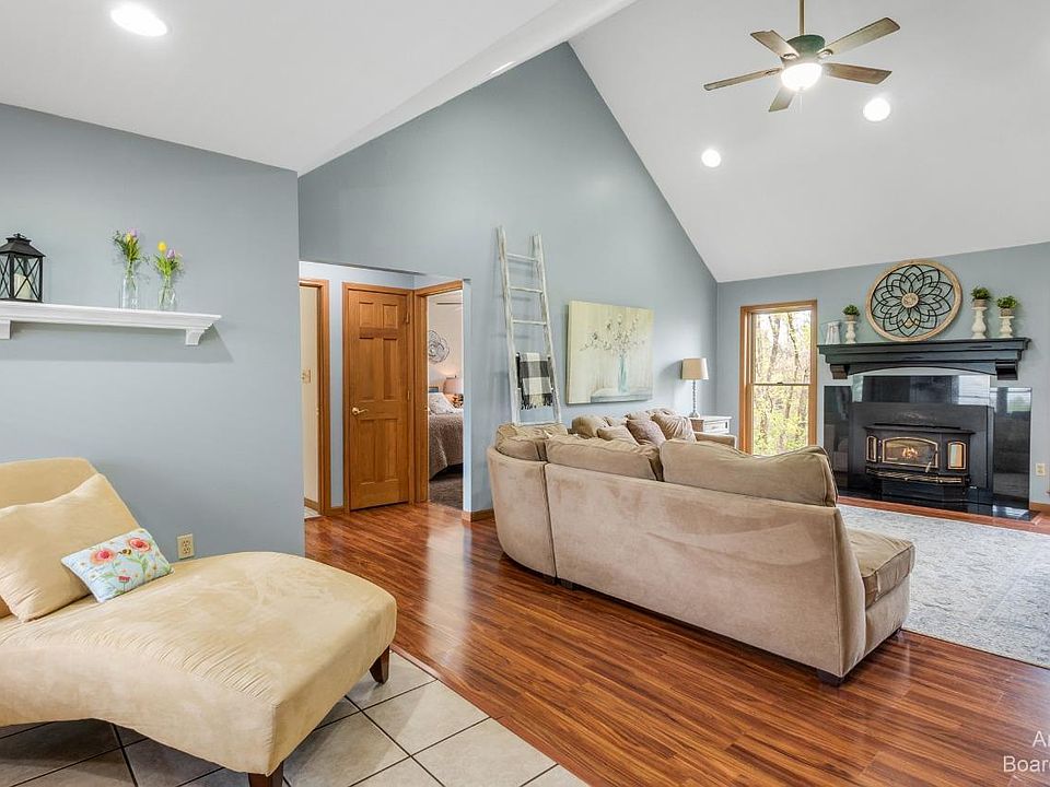 12150 Stony Creek Rd, Milan, MI 48160 Zillow