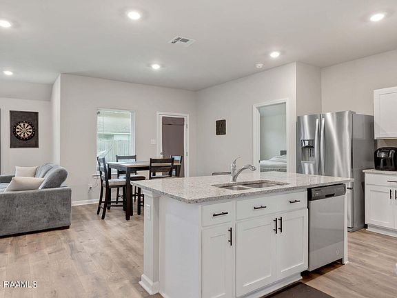 4th image of 111 Abbeywood Ct