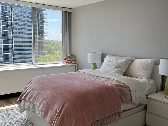 4th image of 12700 Lake Ave #12