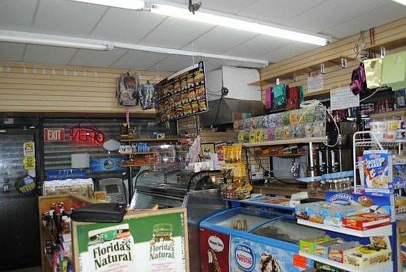 2nd image of 9502 101st Ave