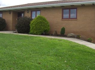 161 Mellon Rd, New Brighton, PA 15066