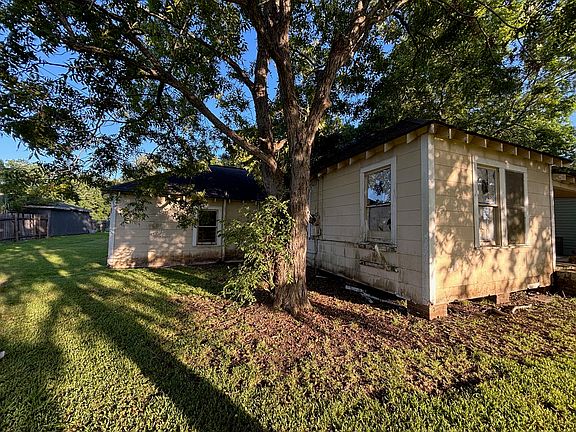 3rd image of 2408 19th St