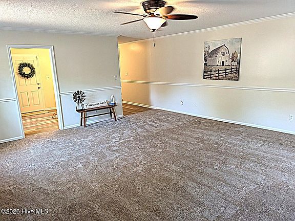 5th image of 1024 Spring Villa Drive