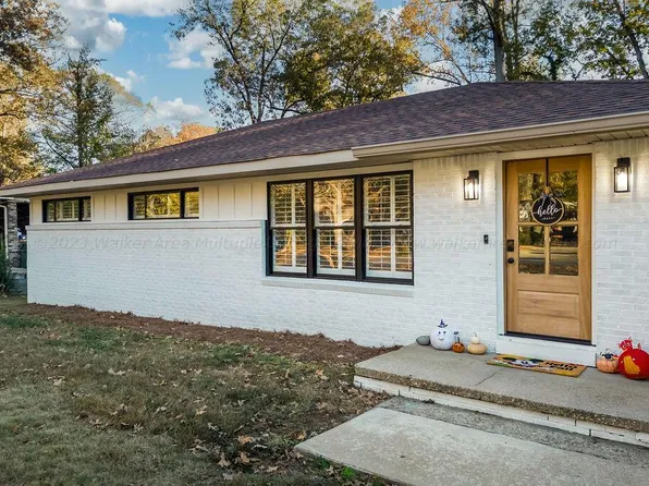 405 Glenview Dr, Jasper, AL 35501