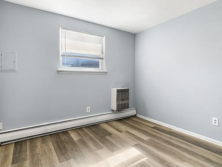 501-505 White Horse Pike N #10 — Photo 6
