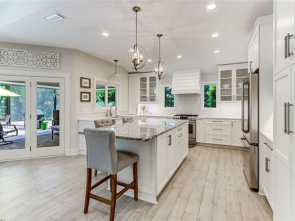 3rd image of 83 Sea Marsh Rd