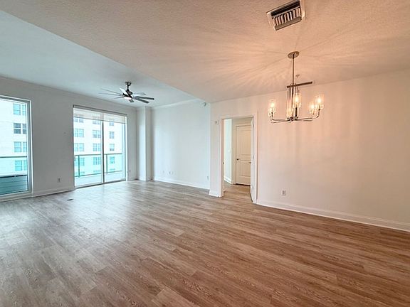 5th image of 1431 Riverplace Blvd APT 1604