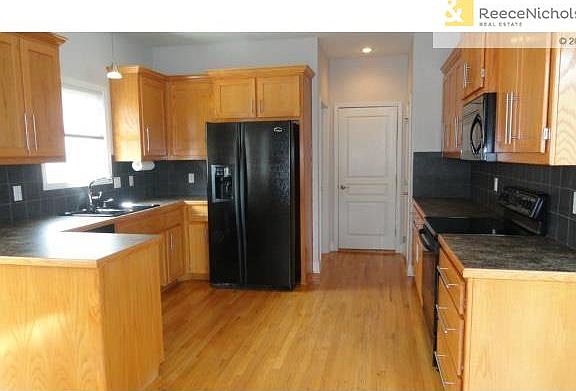 4th image of 8631 N Myrtle Ave