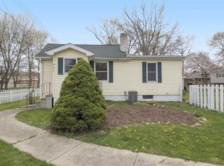 931 Helena Ave, Jackson, MI 49203