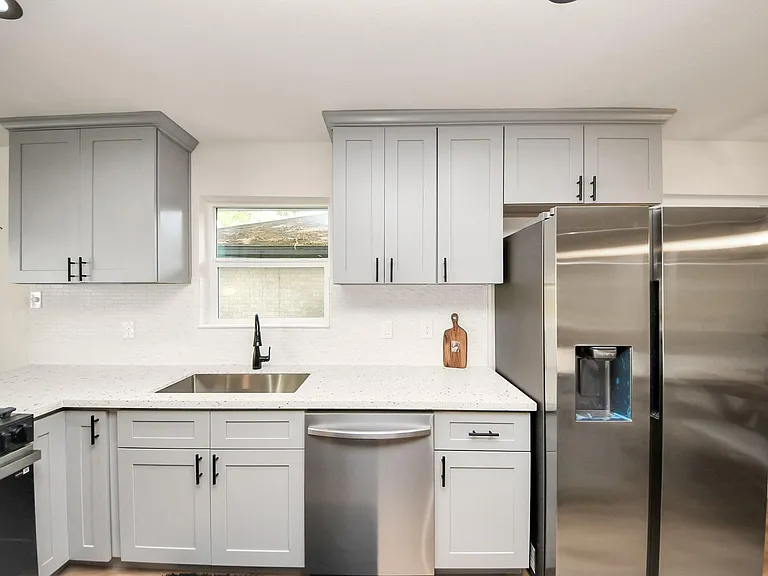 2407 Crestdale Dr — Photo 13