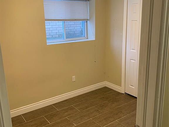 3rd image of 829 Arthur Rd #Basement