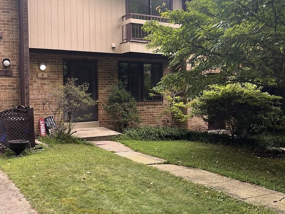 1st image of 5 Briardale Ct