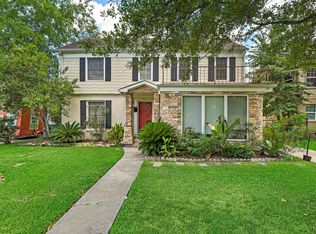 3825 Julius Ln, Houston, TX 77021