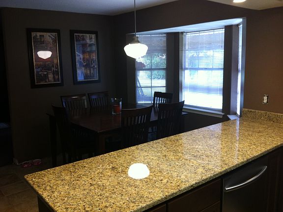 3rd image of 105 Branchwood Dr