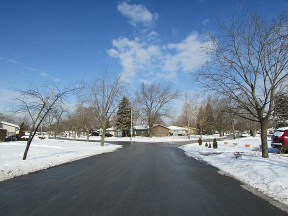 4th image of 1448 Forest Ave