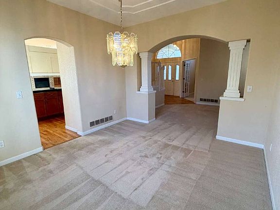 4th image of 9483 E Arbor Dr