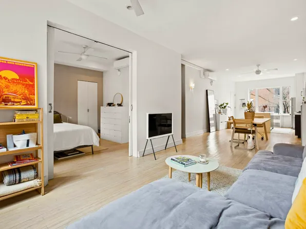 206 Vanderbilt Avenue image 1 of 7