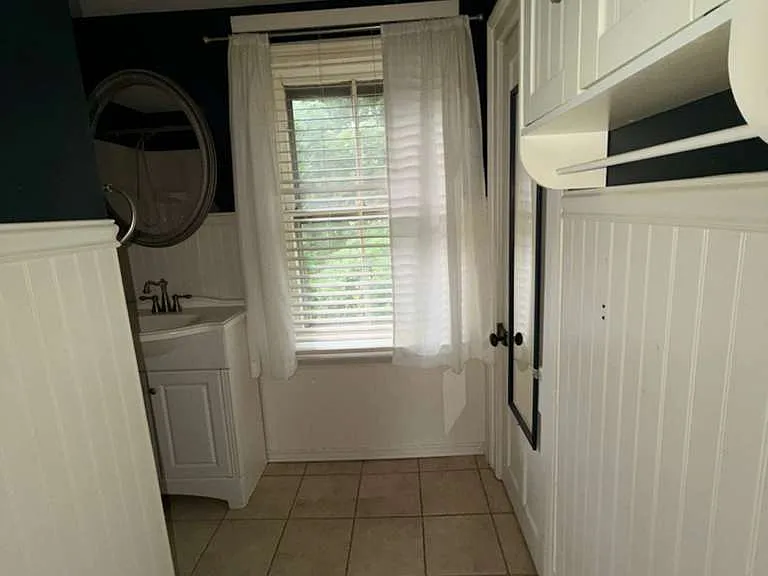 31 Sheridan Ave #2 — Photo 11