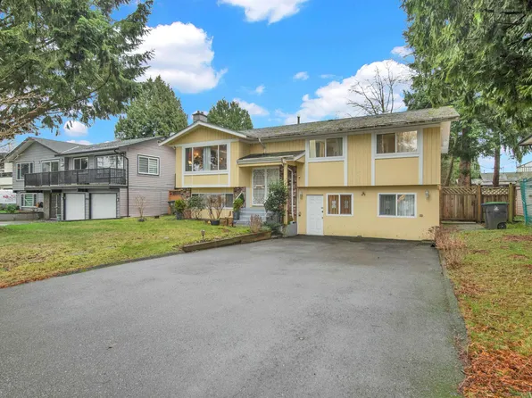 12754 Campbell Pl, Surrey, BC V3V 6C8