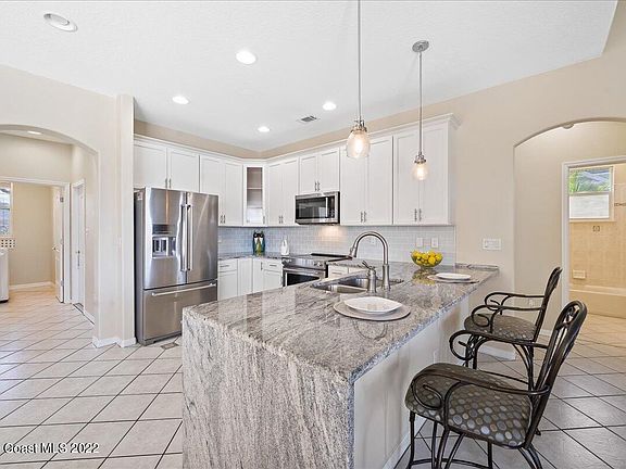 3rd image of 2277 Brightwood Cir