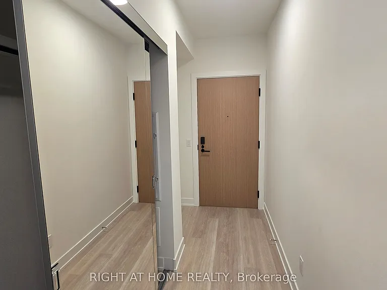 60 Central Park Dr #1707 — Photo 20