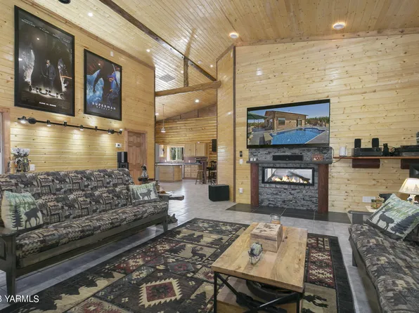 641 Walters Rd, Moxee, WA 98936