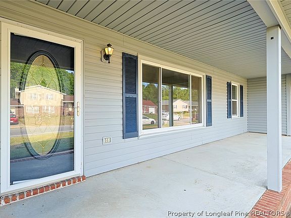 4th image of 1686 Jersey Dr