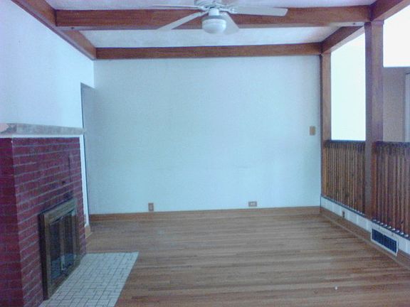 3rd image of 35321 N Shoreline Dr