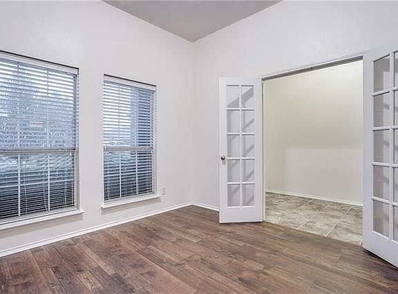 4th image of 6424 Stone Lake Dr