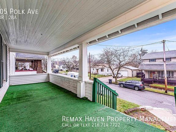 3rd image of 905 Polk Ave