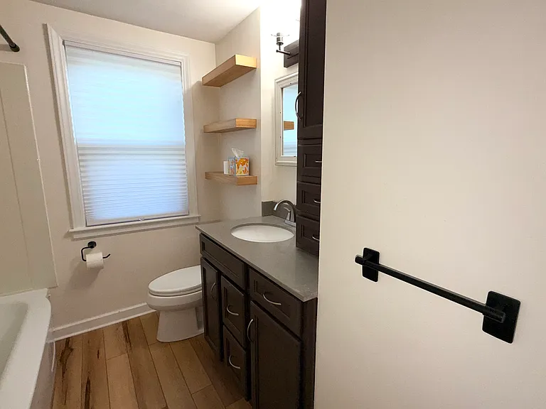 123 Lyon Pl — Photo 8