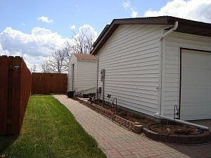 4th image of 1717 4th Ave E