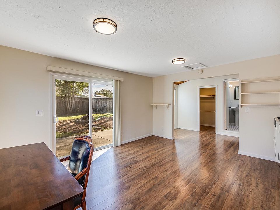 1st image of 361 Plateau Ave