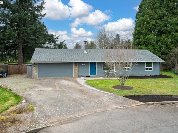 21480 S Clear View Ct, Oregon City, OR 97045