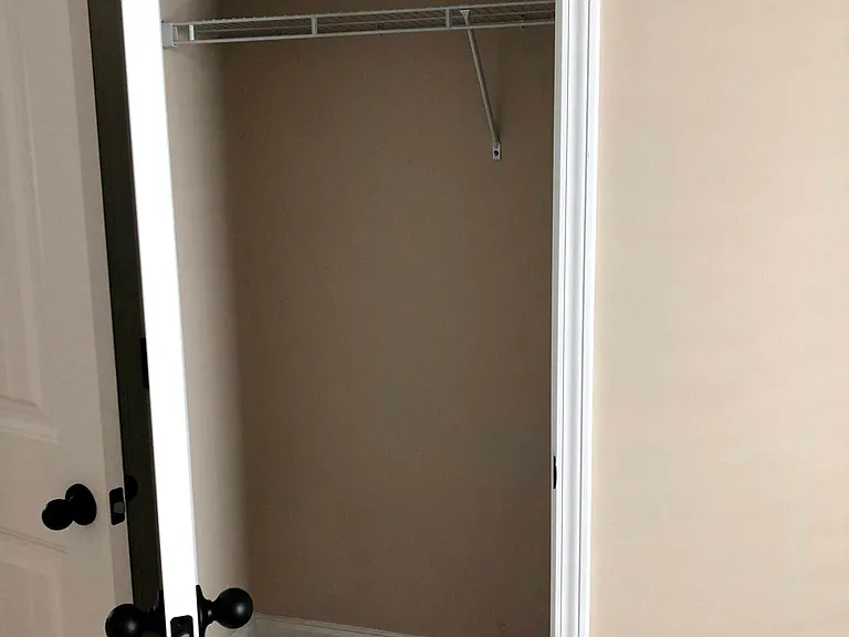 181 Cherokee Pond Ct — Photo 19