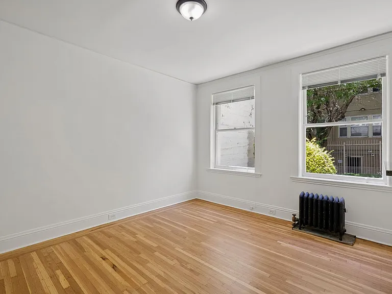 945 Larkin Street — Photo 3